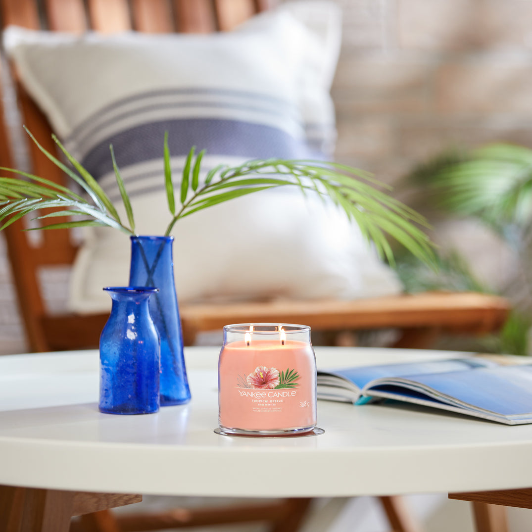 YC Tropical Breeze Signature Medium Jar