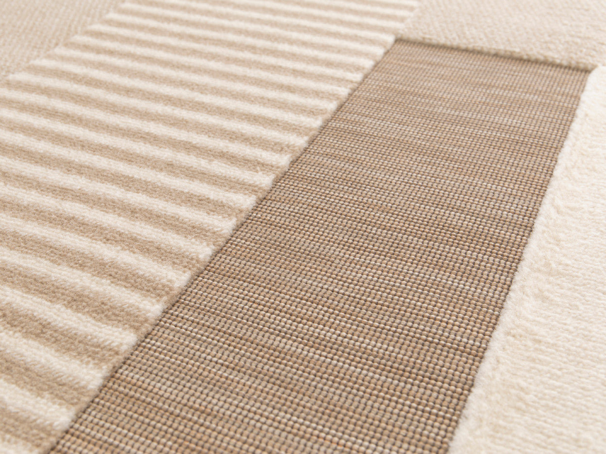 Tapis poils ras CLAUDE motif graphique - Beige