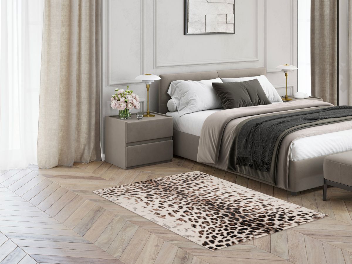 Tapis poils ras MERYL motif léopard - Imprimé léopard noir