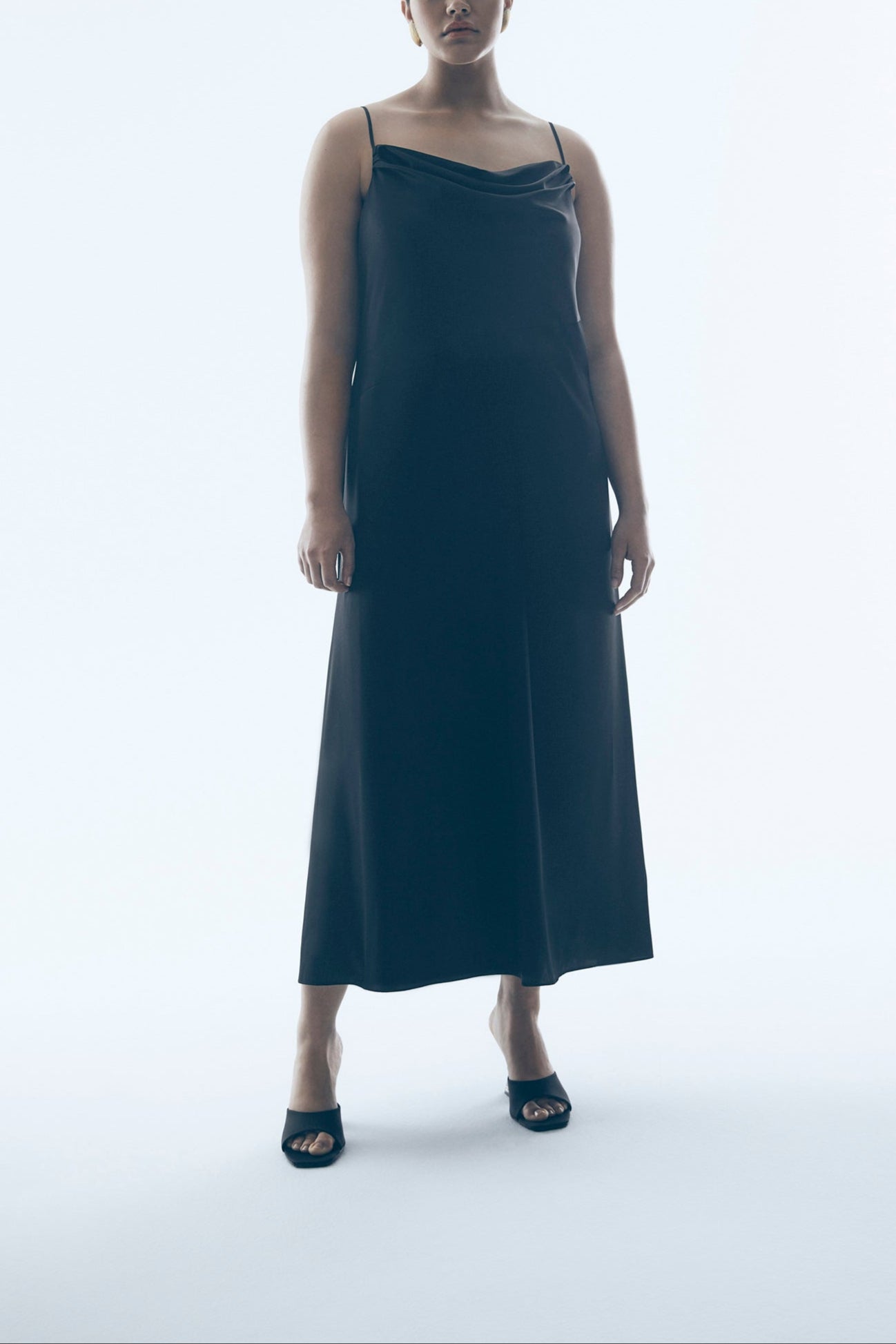 Kalya - Kleed - Black-J - W