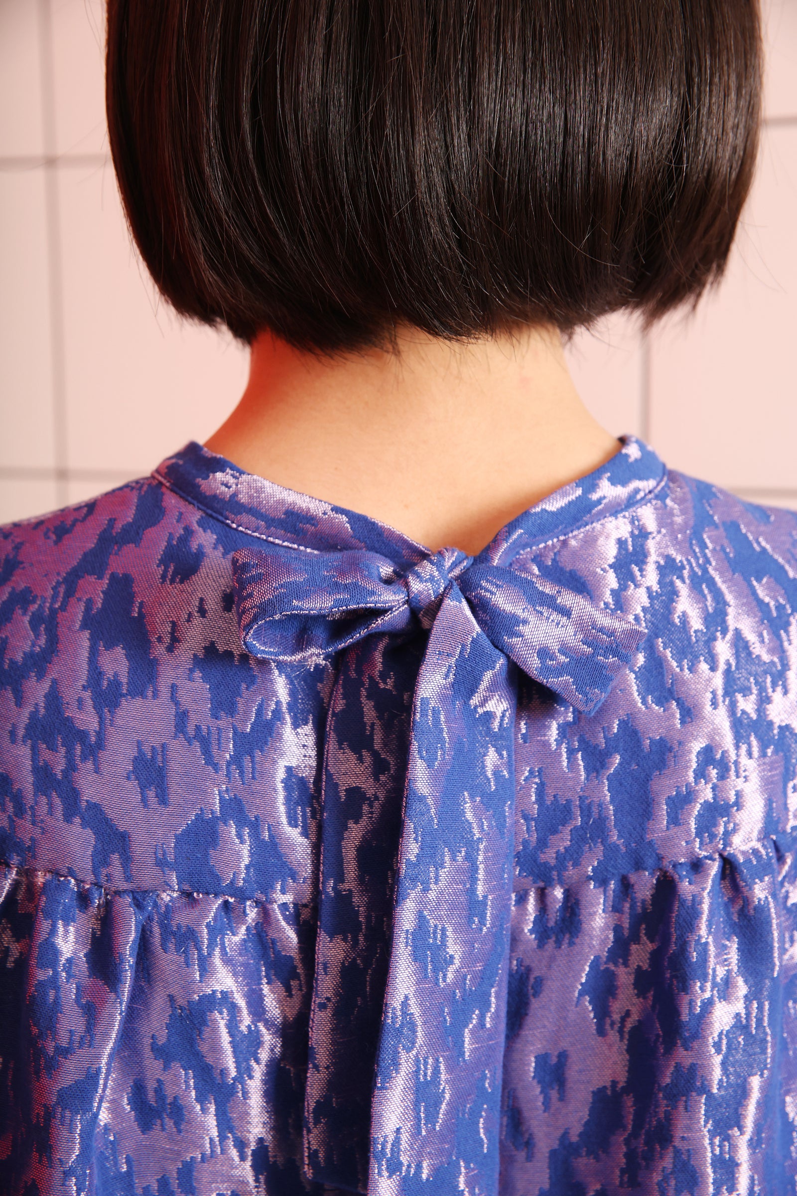 Robe - Nickleback - Sheer Lilac