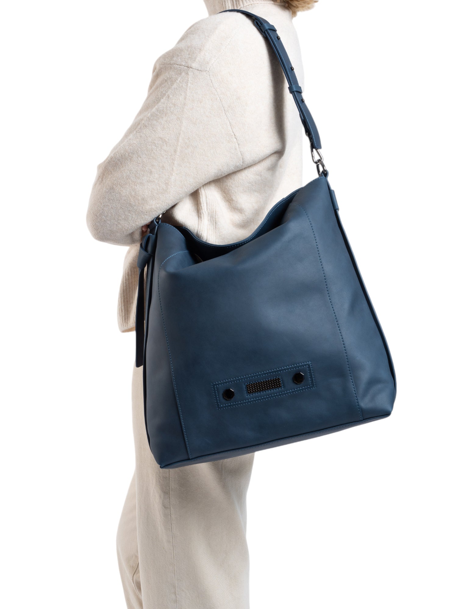 #color_NAVY