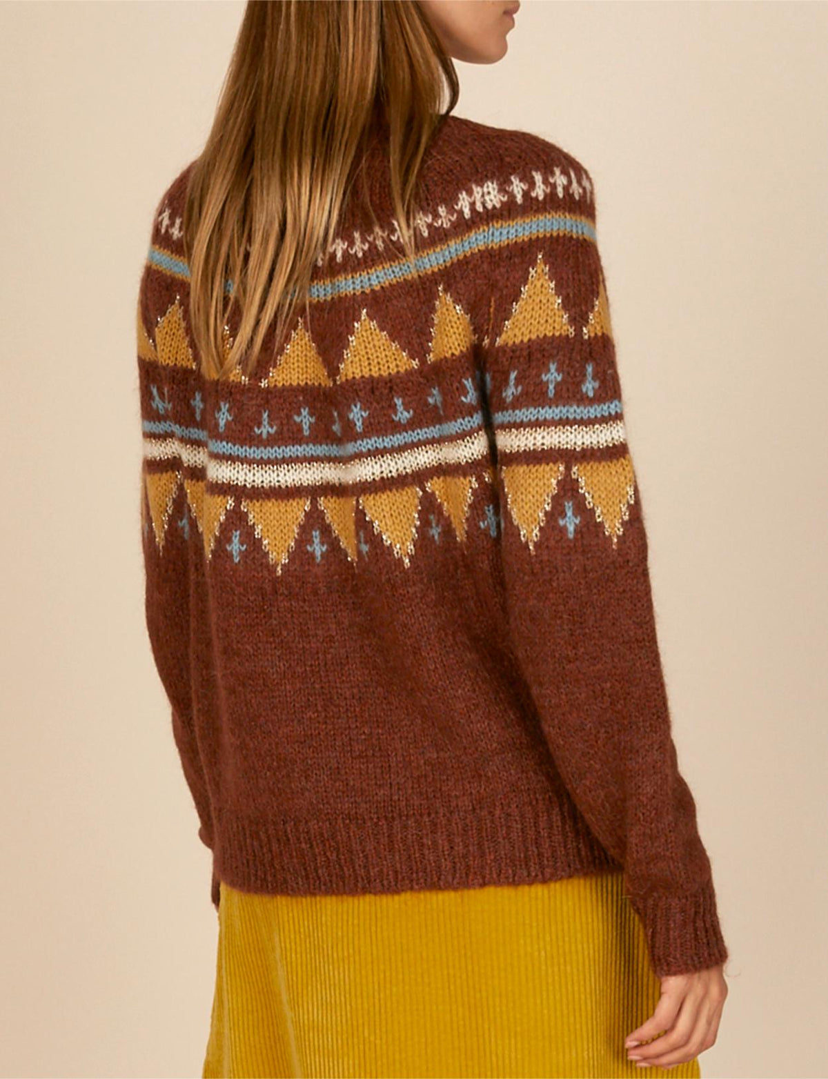 Round Neck Jacquard Pullover In Brown - Marron