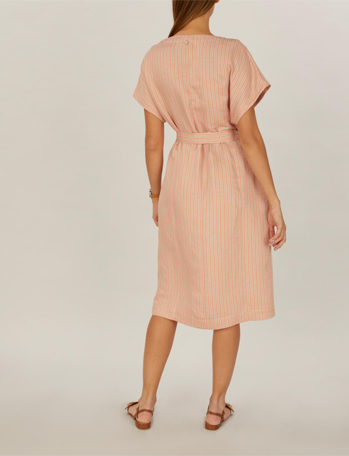 Dress With Shoulder Buttons In Brown - W