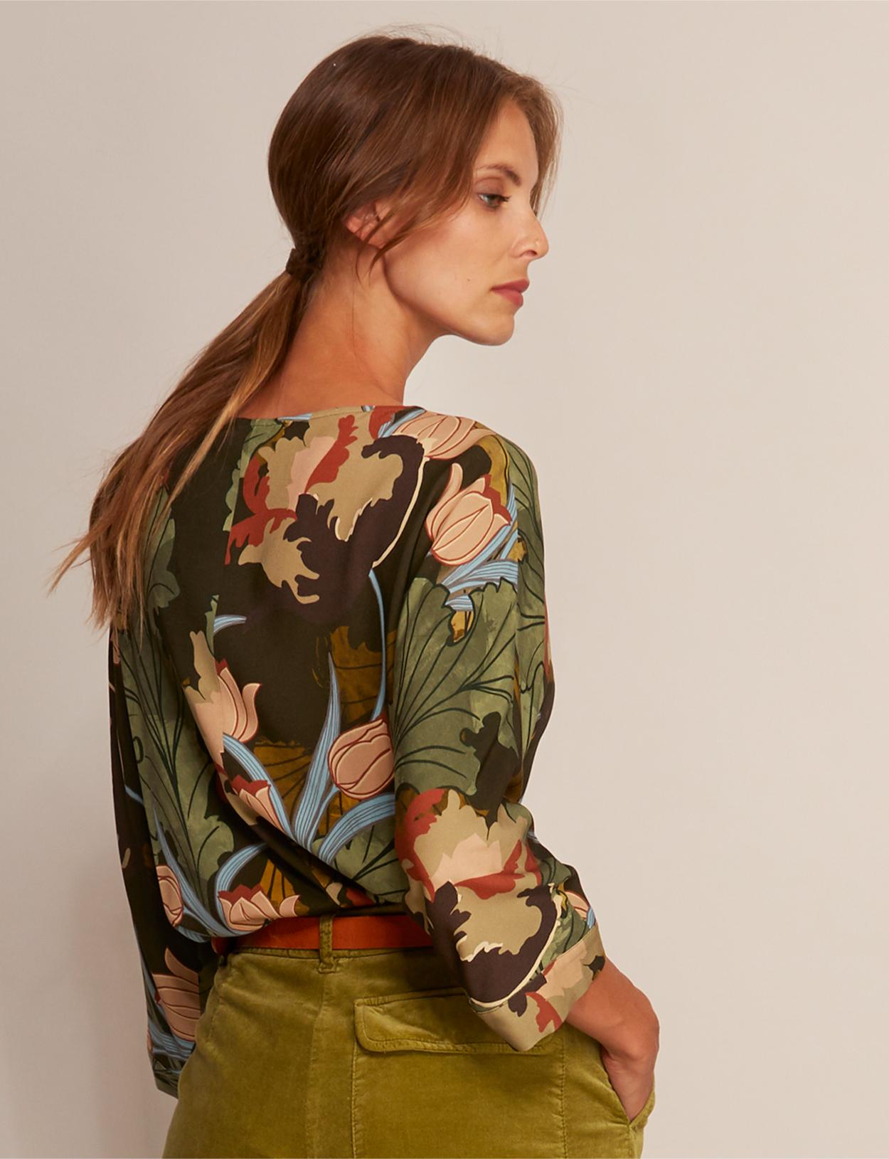 Boat Neck Viscose Shirt In Green - Vert