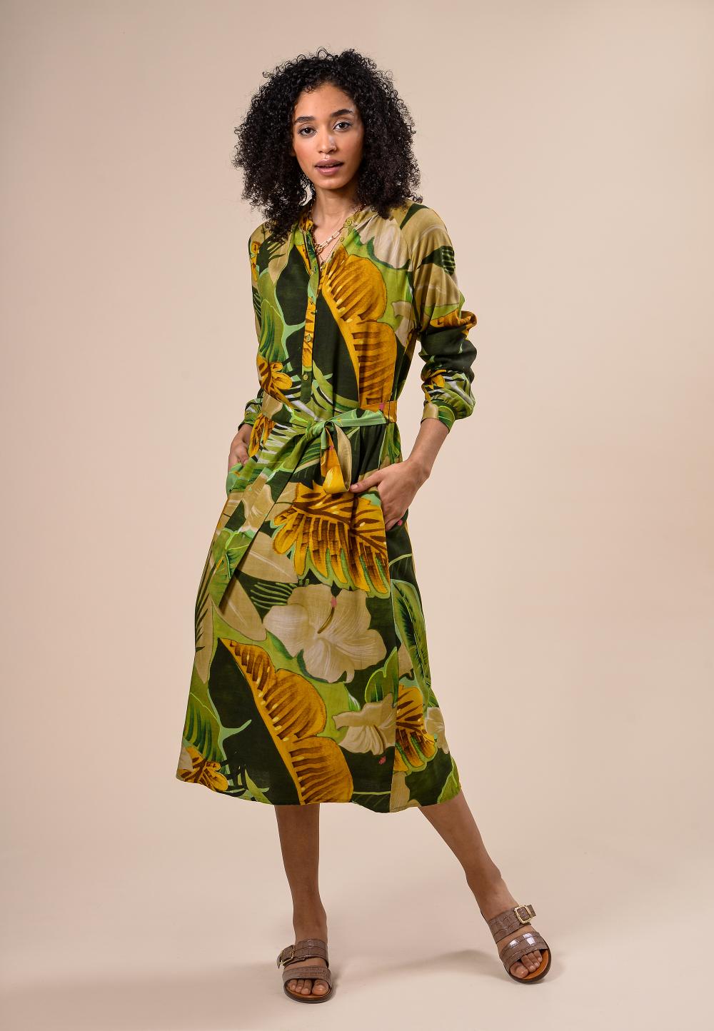 Comfort A-Line Dress In Green - Vert