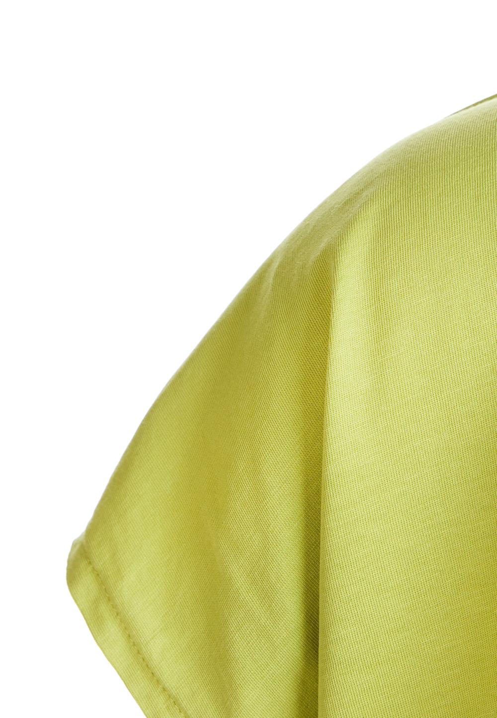 Loose V-neck T-shirt in Green