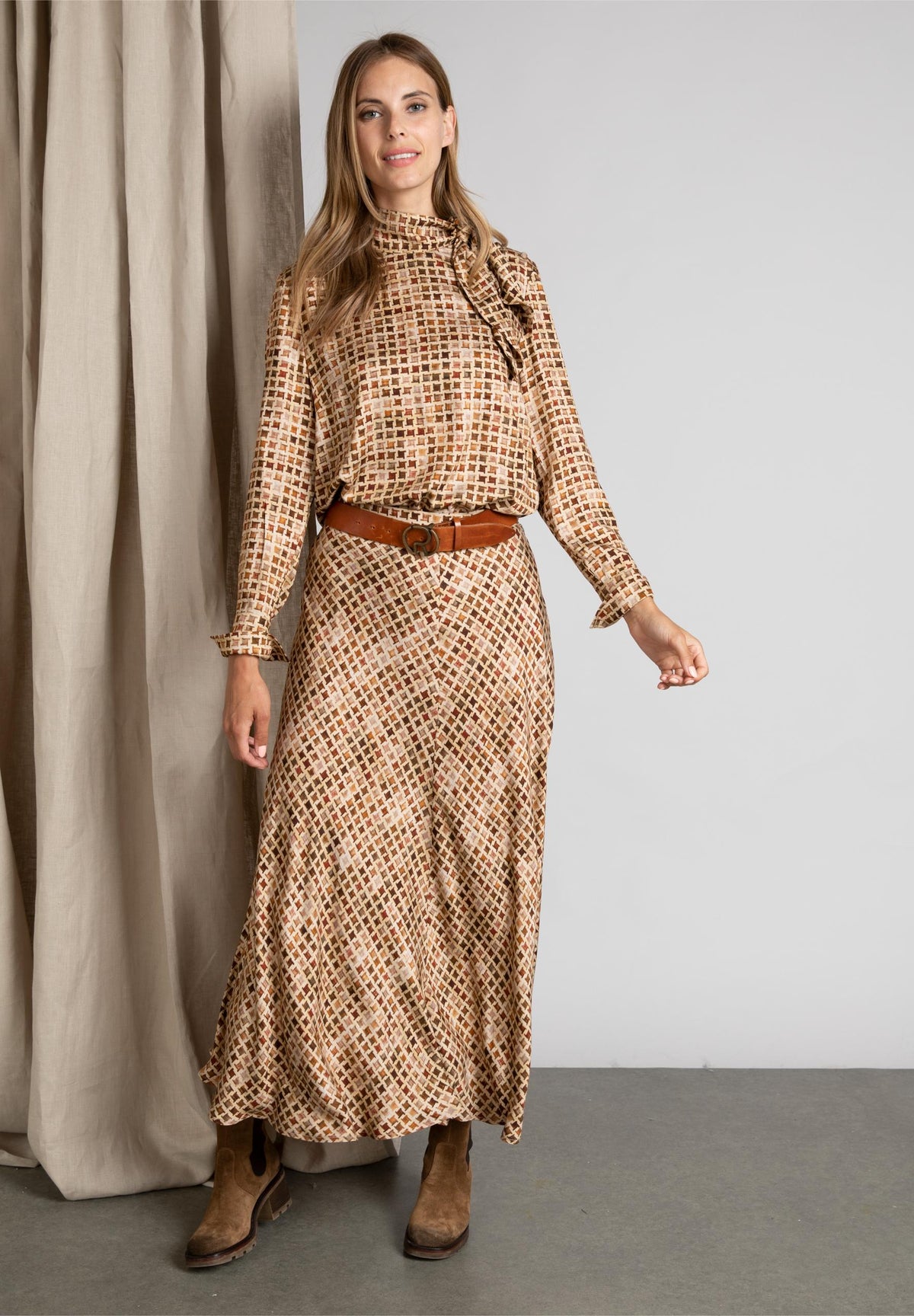 Long A-Line Skirt In Brown - Marron