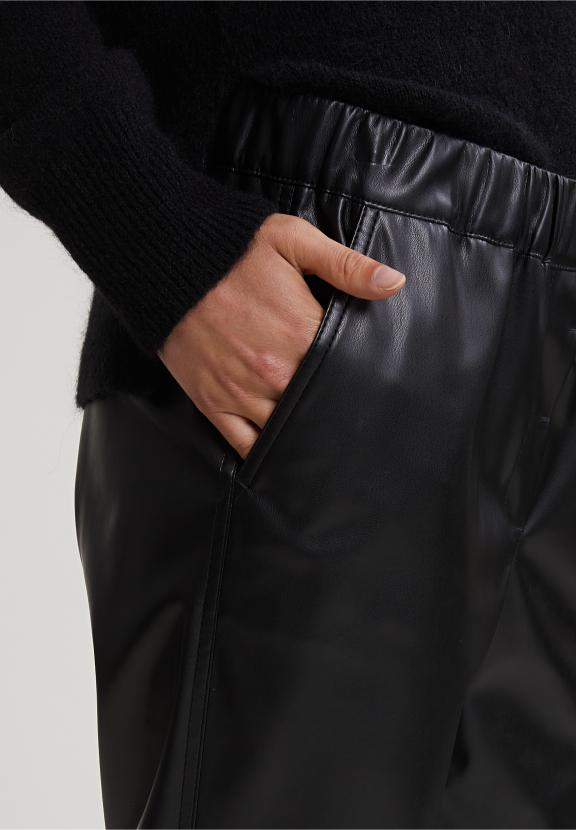Black Vegan Leather Pants - Noir