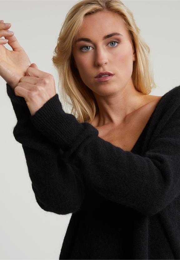 Black V-Neck Sweater Long Sleeves - Noir