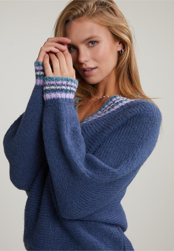 Blue Sweater Striped V-Neck - Bleu