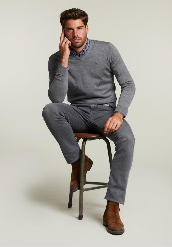 Pull en V sur mesure en mérinos mélange graphite - gris - W