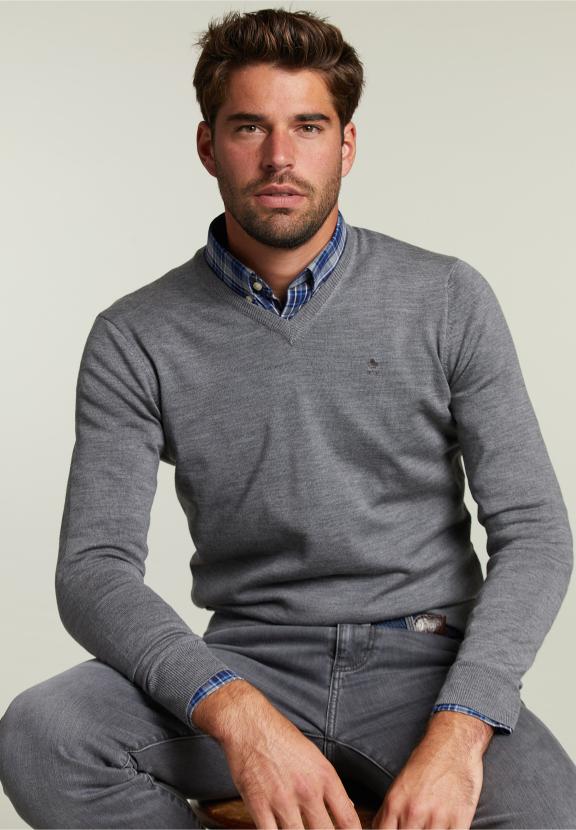 Pull en V sur mesure en mérinos mélange graphite - gris - W