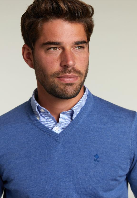 Pull en V sur mesure en mérinos bleu mix urbain - W