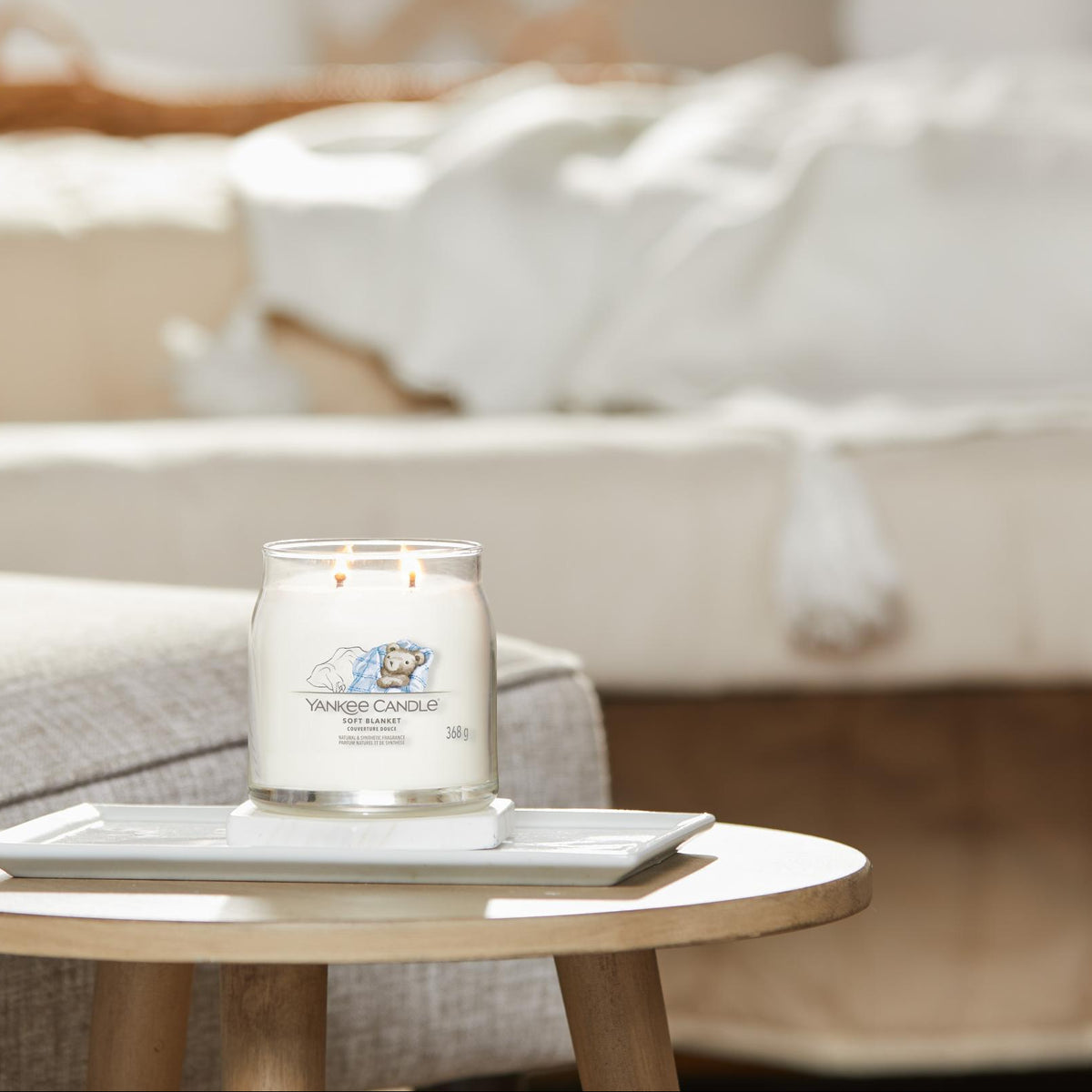YC Soft Blanket Signature Medium Jar