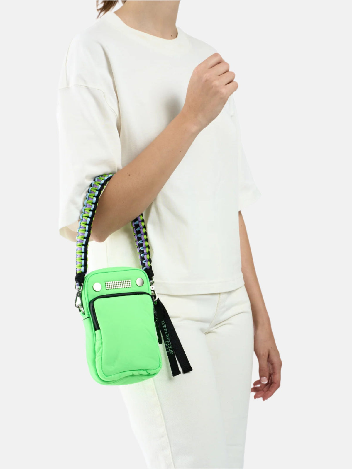#color_APPLE GREEN