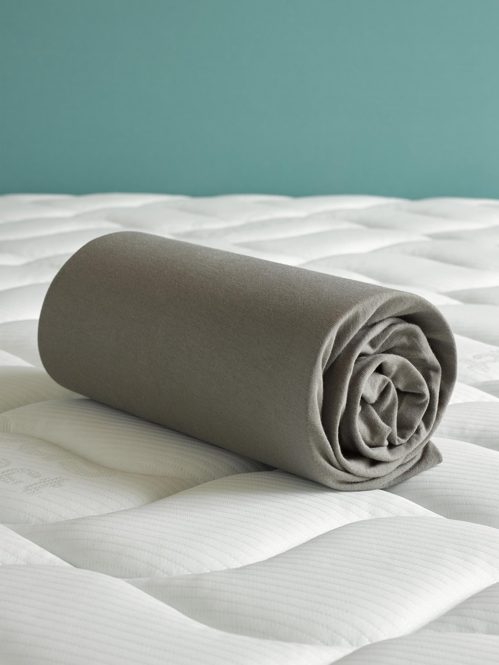 Luxury Collection - Case Steeple Gray