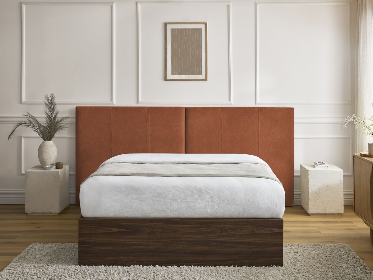 Lit coffre ALTIRA en bois foncé et tissu texturé