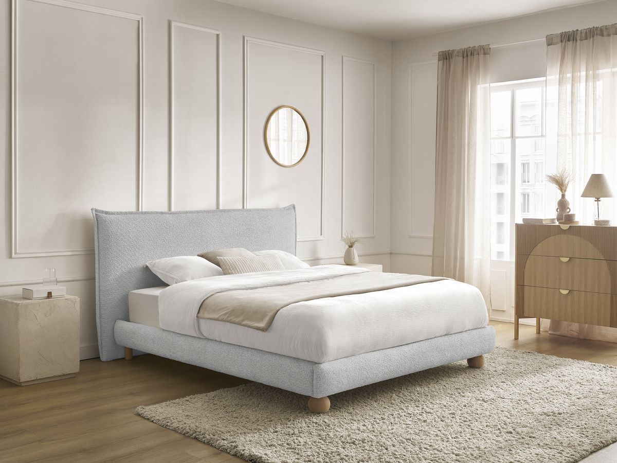 Lit IMERI tissu bouclette avec lattes massives