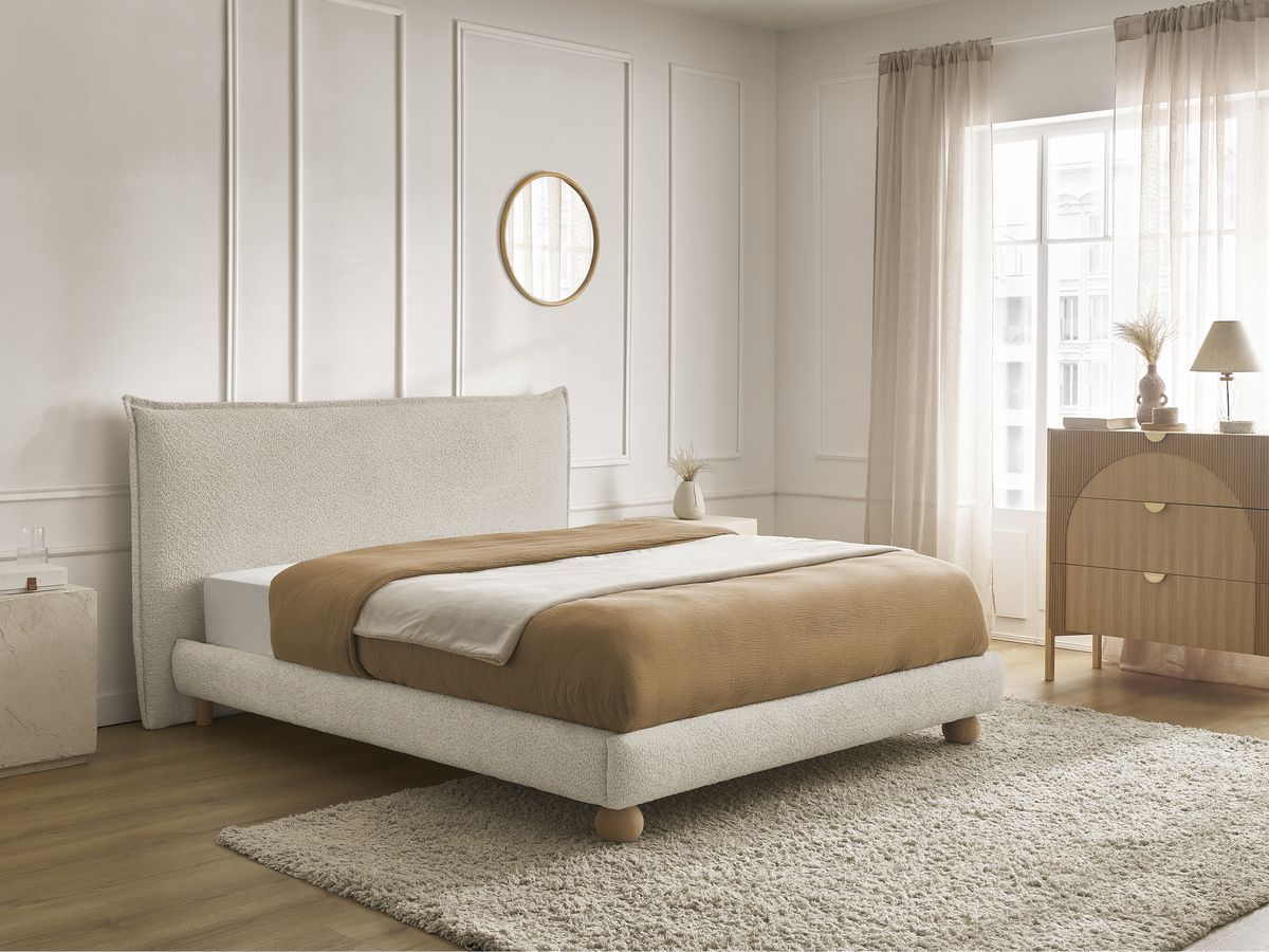 Lit IMERI tissu bouclette avec lattes massives