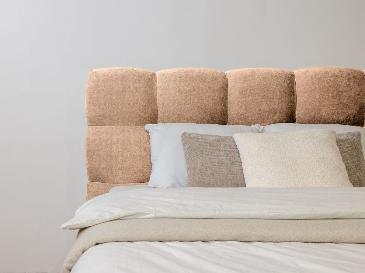 Lit KUMO lattes massives pieds en bois naturel