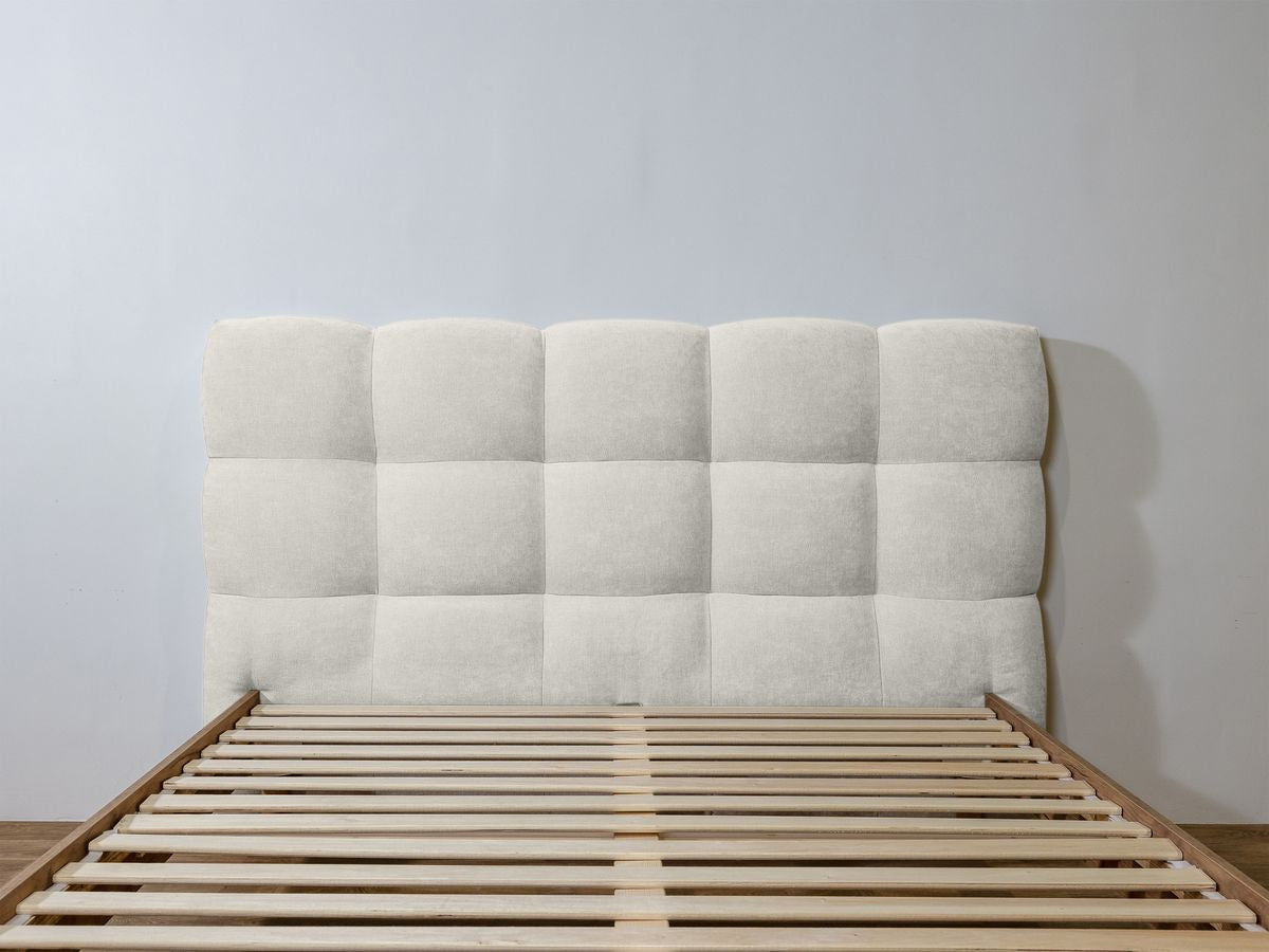 Lit KUMO lattes massives pieds en bois naturel