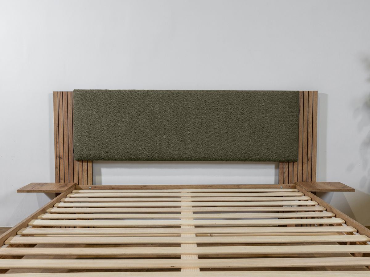 Lit LIOR lattes massives pieds en bois naturel