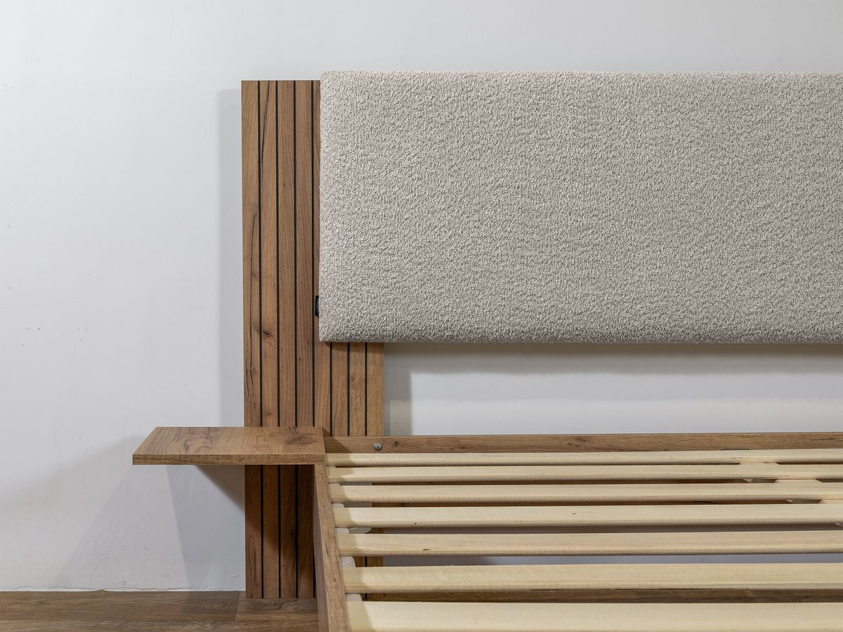Lit LIOR lattes massives pieds en bois naturel