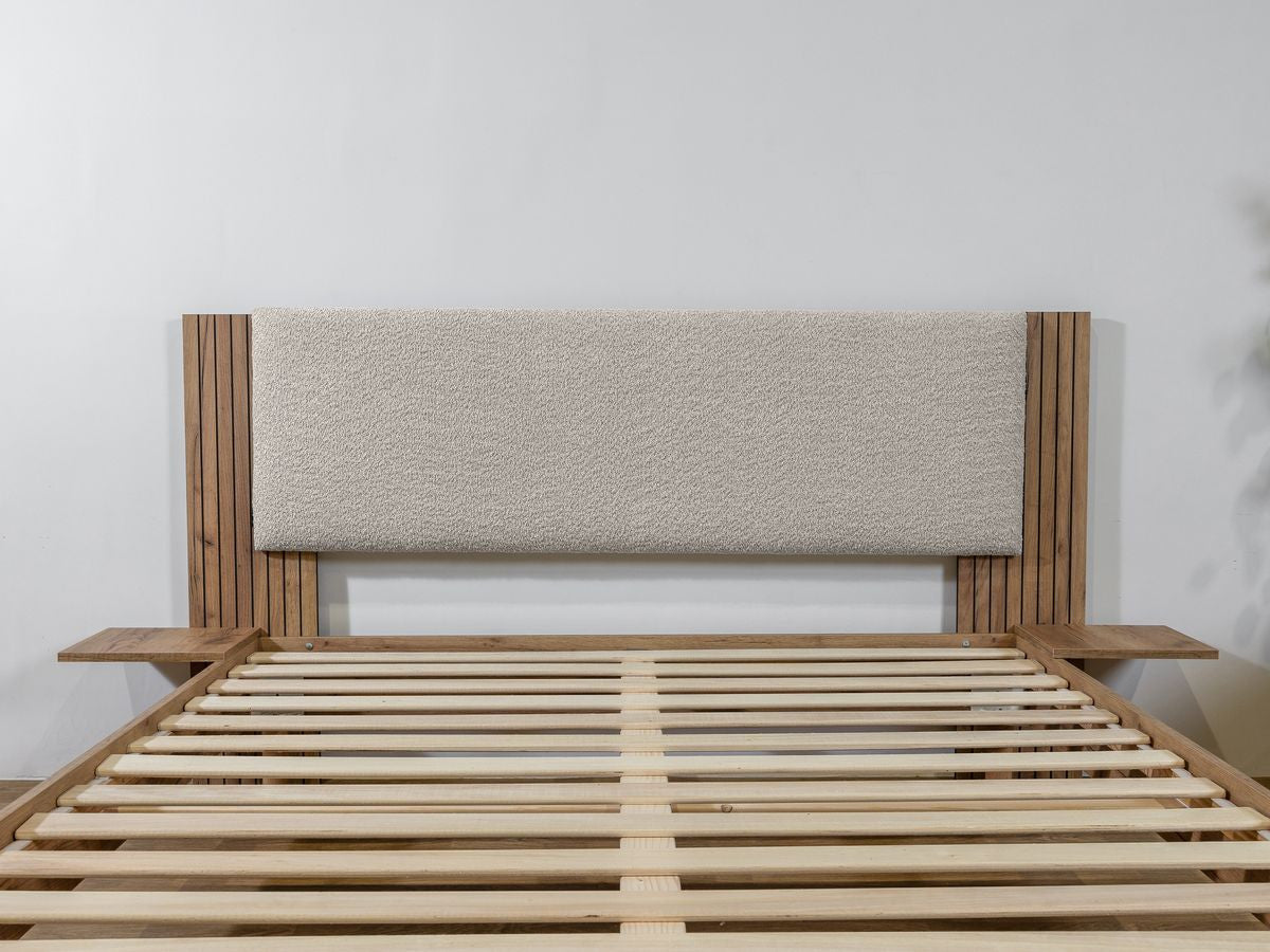Lit LIOR lattes massives pieds en bois naturel