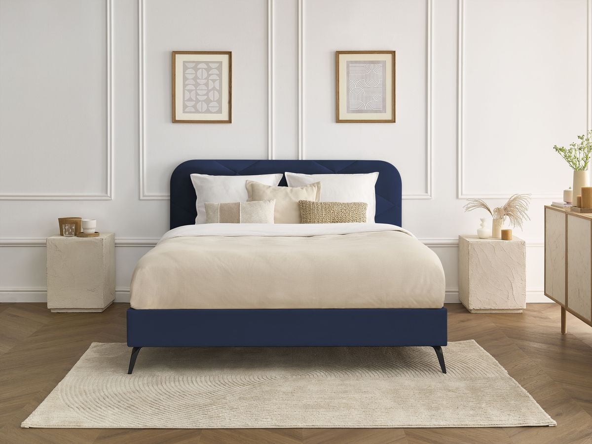 Lit PRUNE avec lattes massives tissu velours