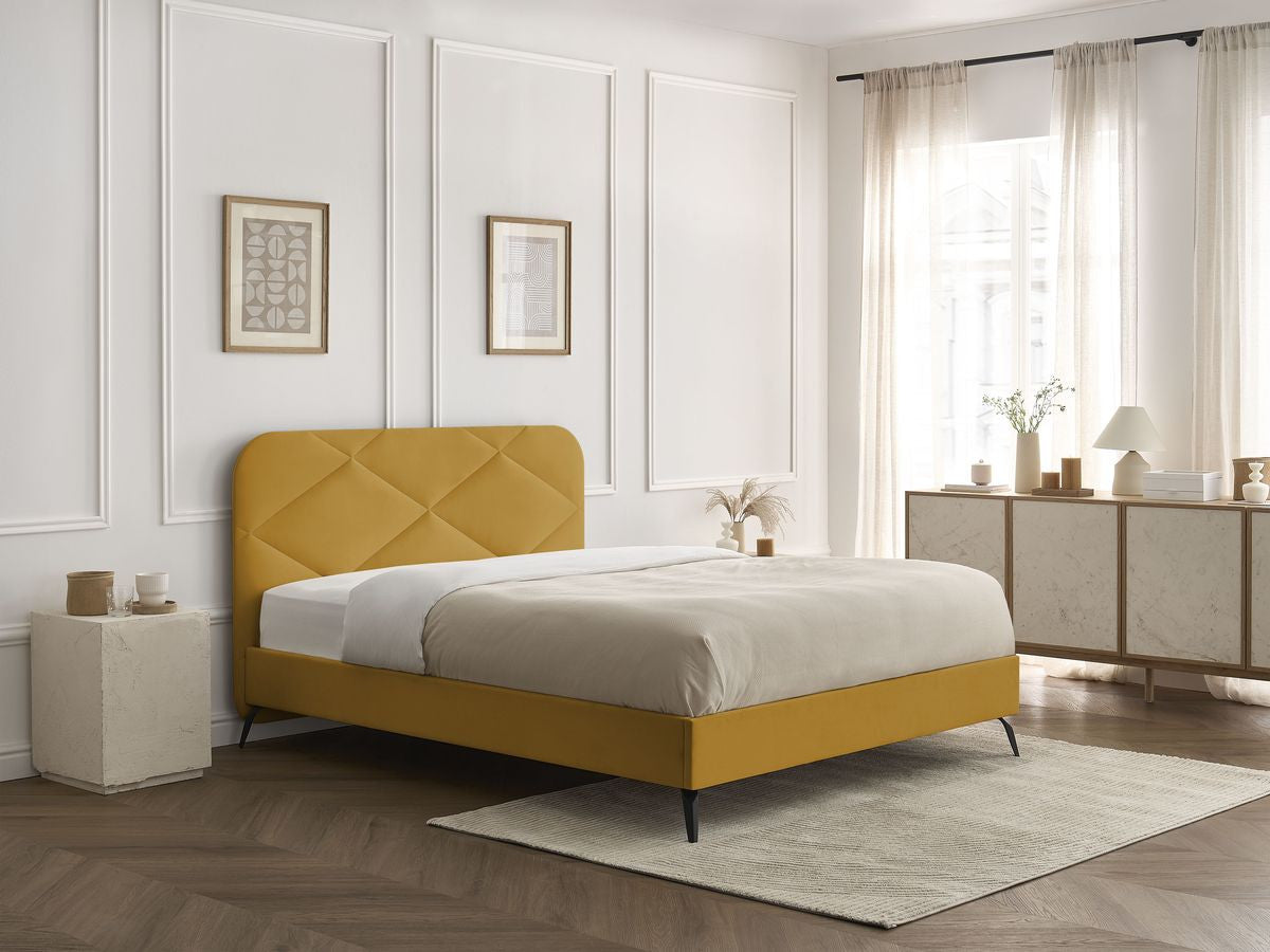 Lit PRUNE avec lattes massives tissu velours