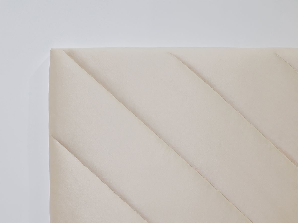 Lit ROMANE avec lattes massives tissu velours