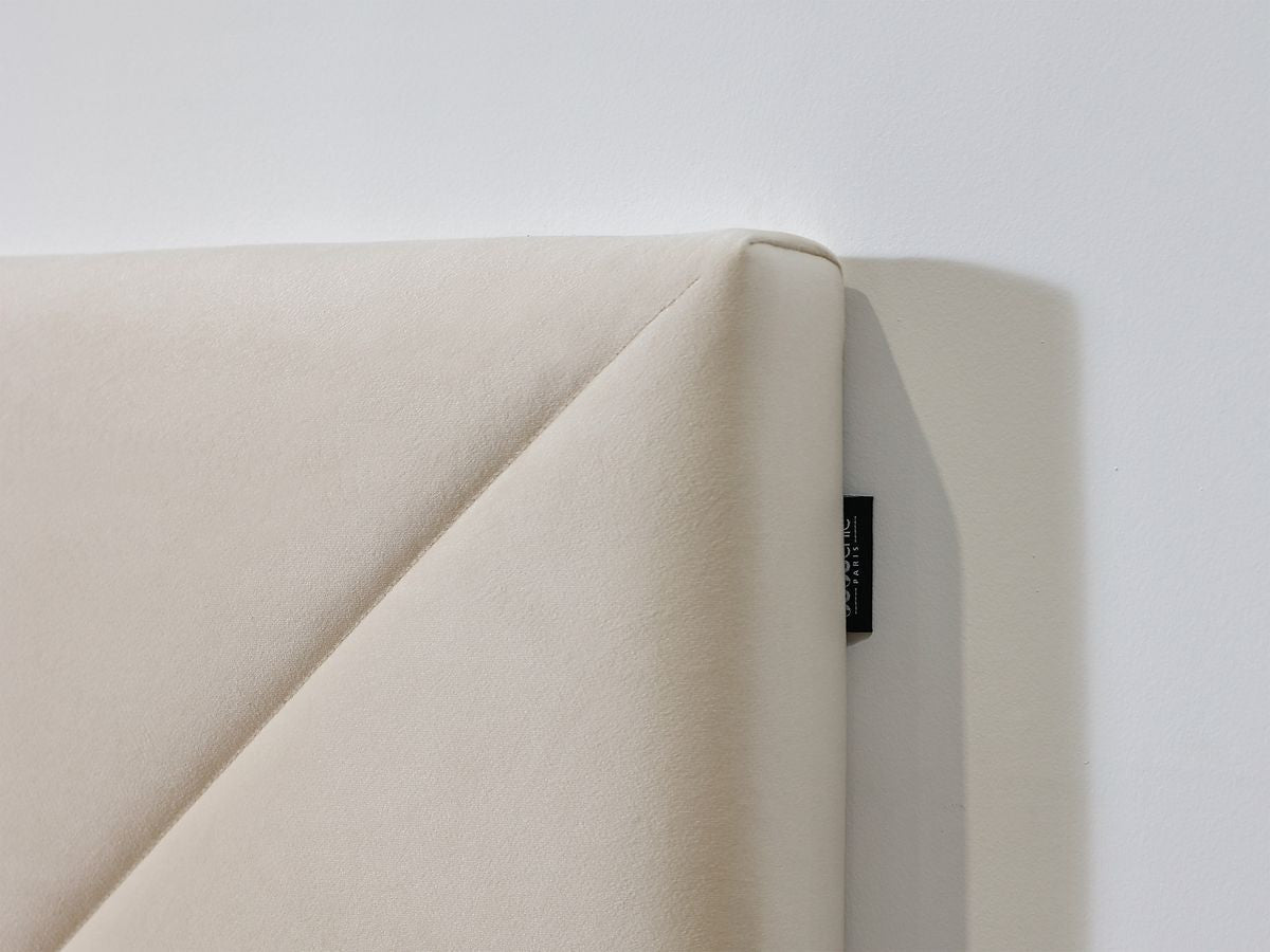 Lit ROMANE avec lattes massives tissu velours