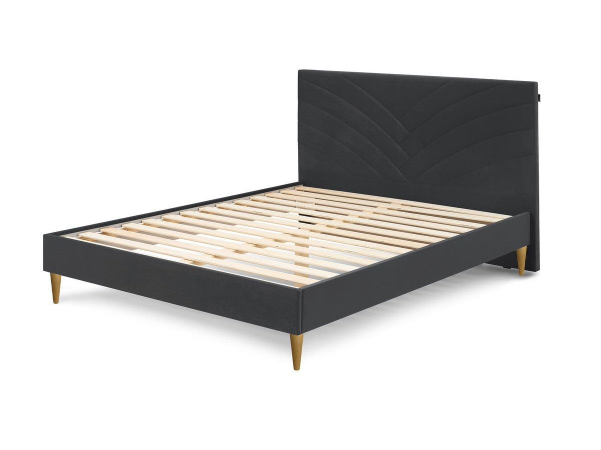 Lit VELVET avec lattes massives pieds en bois naturel