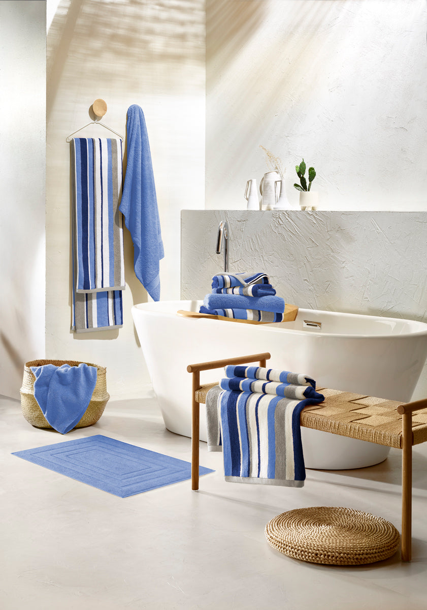 Smart Collection - Quadruple Blue Sky