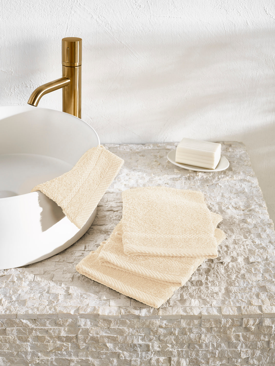 Smart Collection - Stephanie Cream