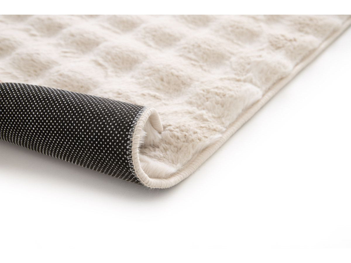 Tapis poil ras BOB uni en relief 3D
