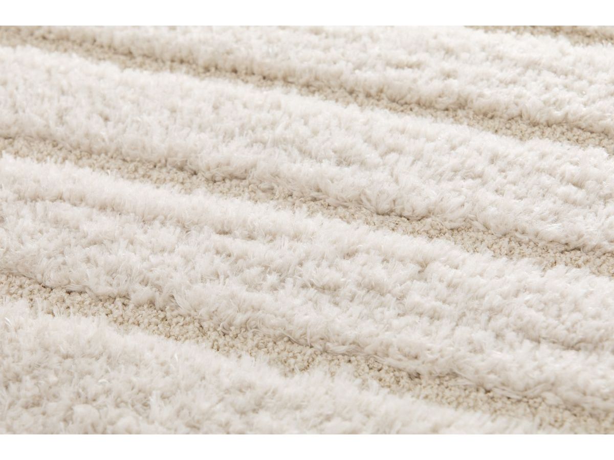 Tapis poils longs CYRELLO motif graphique - Ecru