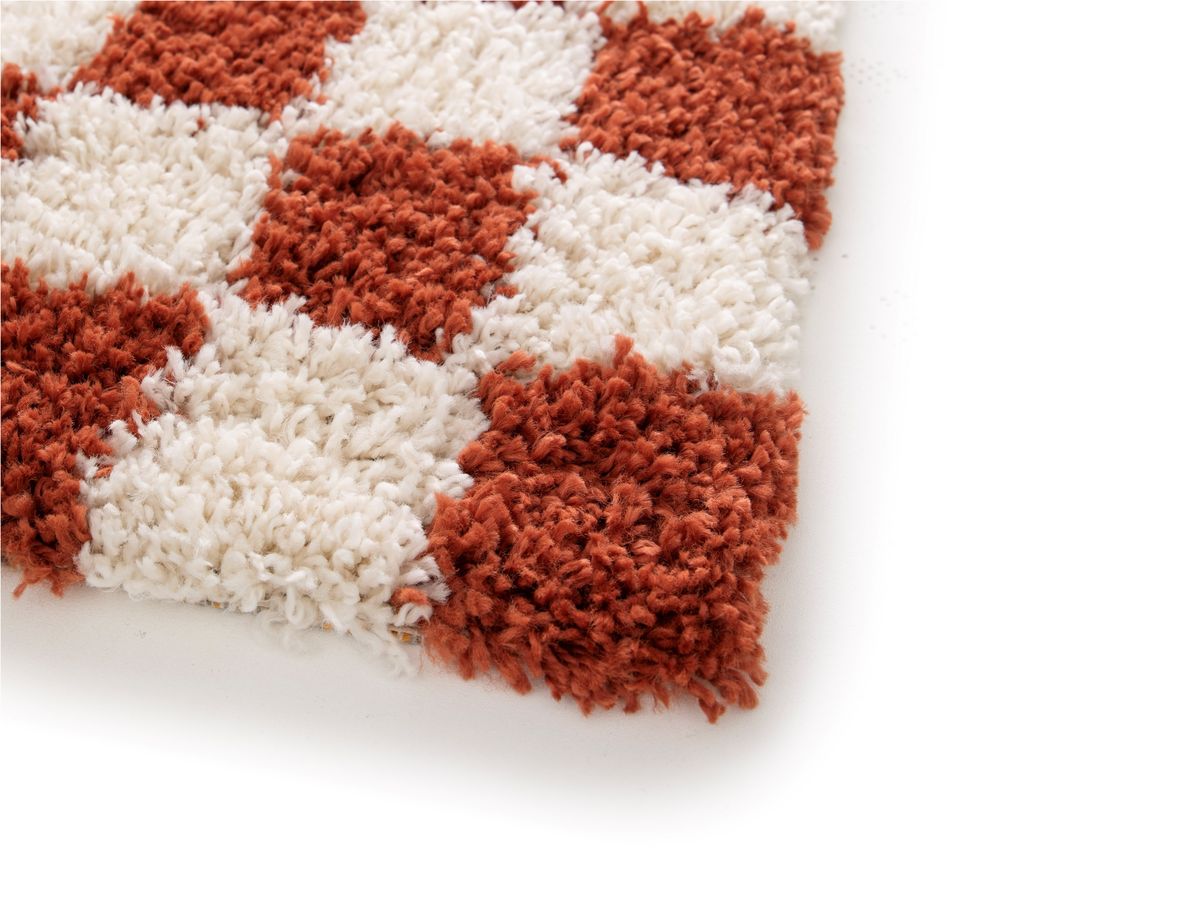 Tapis poils longs DAMIEN motifs damier - Orange