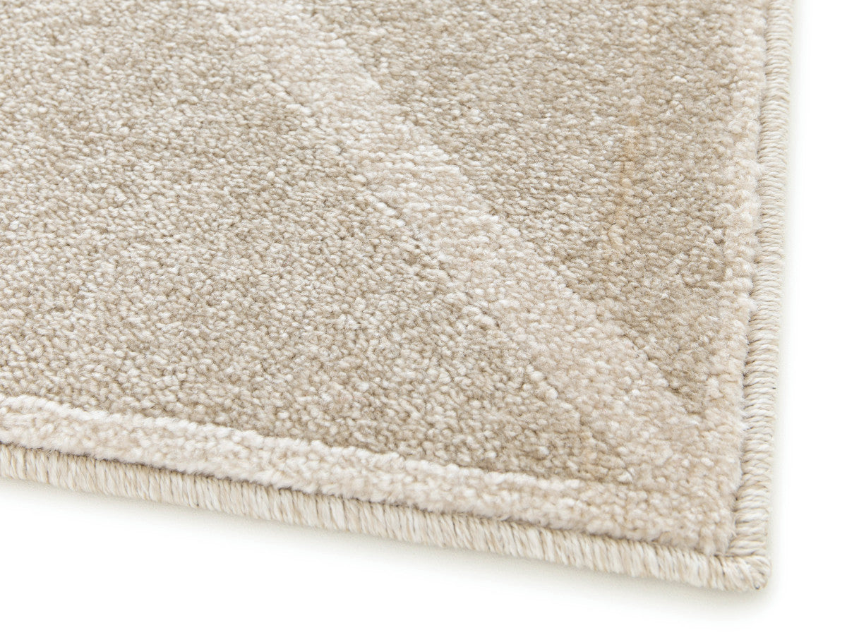 Tapis poils ras CLAUDINE motif graphique - Beige