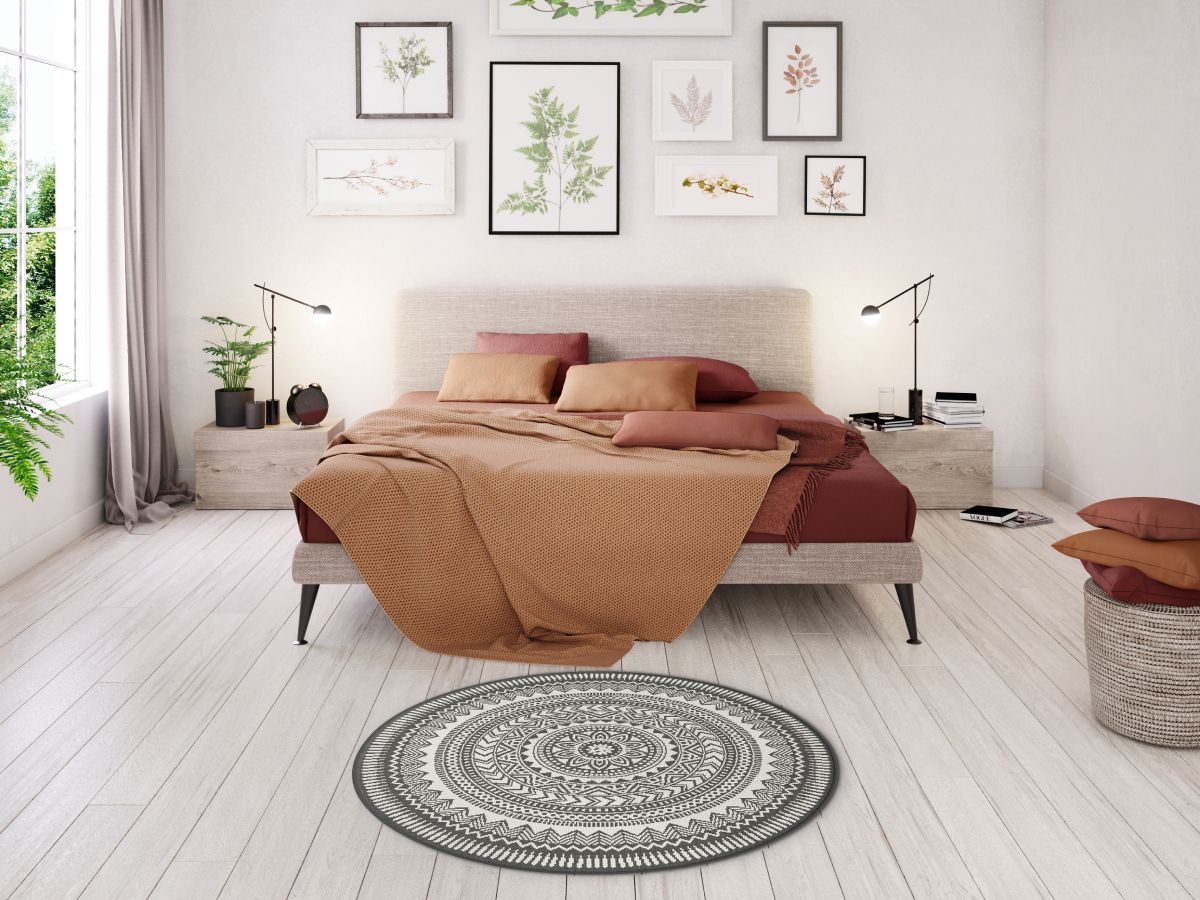 Tapis poils ras SIENNA motif vintage - Noir