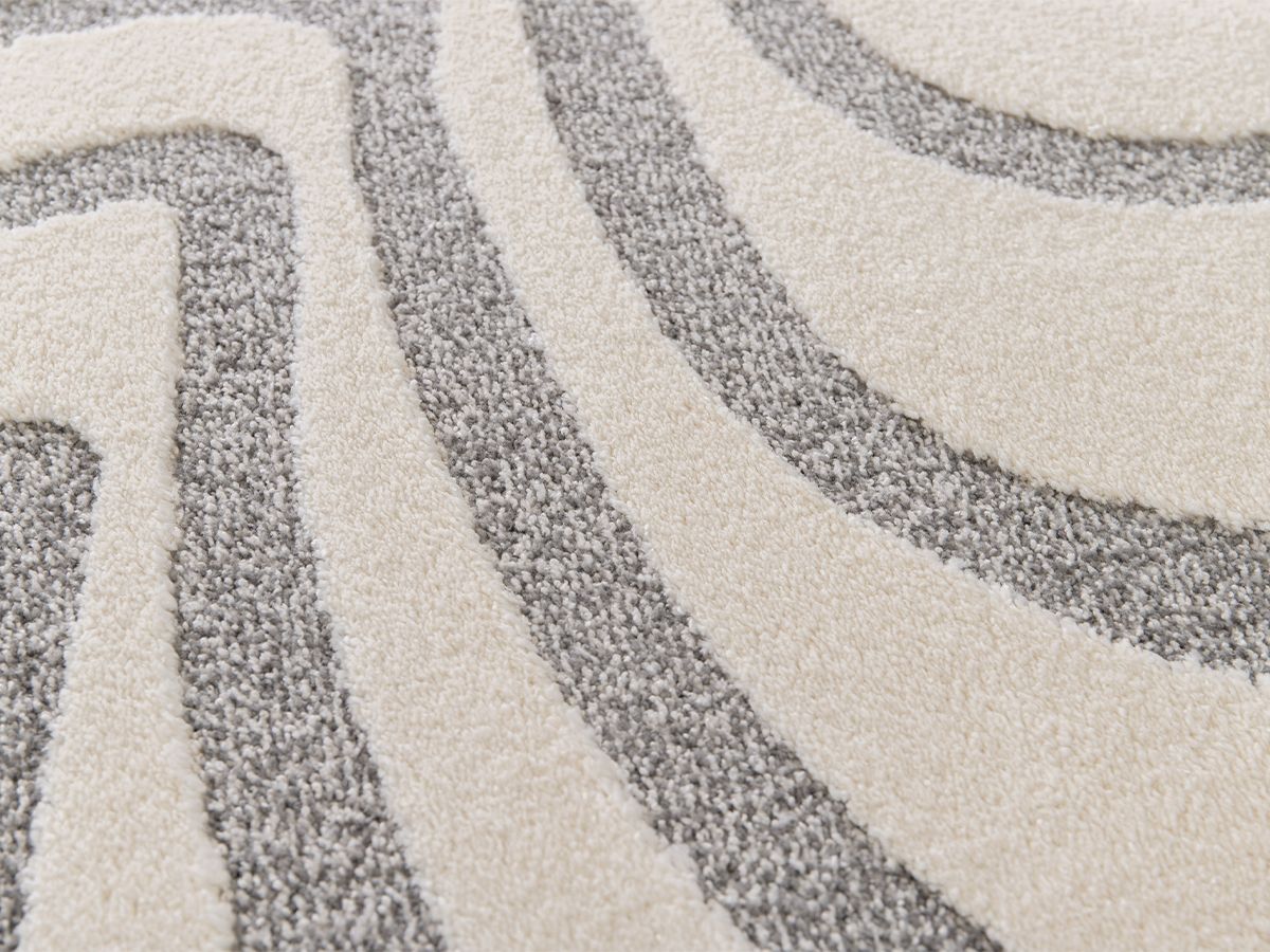 Tapis poils ras SOFTERA motif abstrait - Gris clair